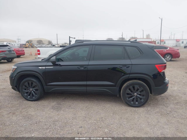 44496121 :رقم المزاد ، 3VV5X7B24RM080150 vin ، 2024 Volkswagen Taos 1.5t S مزاد بيع