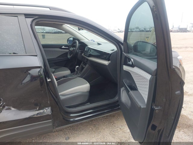 44496121 :رقم المزاد ، 3VV5X7B24RM080150 vin ، 2024 Volkswagen Taos 1.5t S مزاد بيع