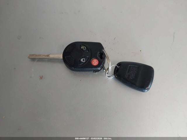 1FMCU9GX0GUB94181 Ford ESCAPE SE