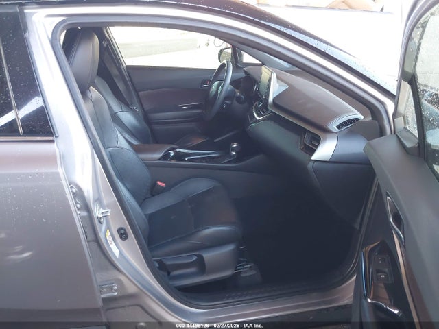 JTNKHMBX5K1022183 Toyota C-hr Limited