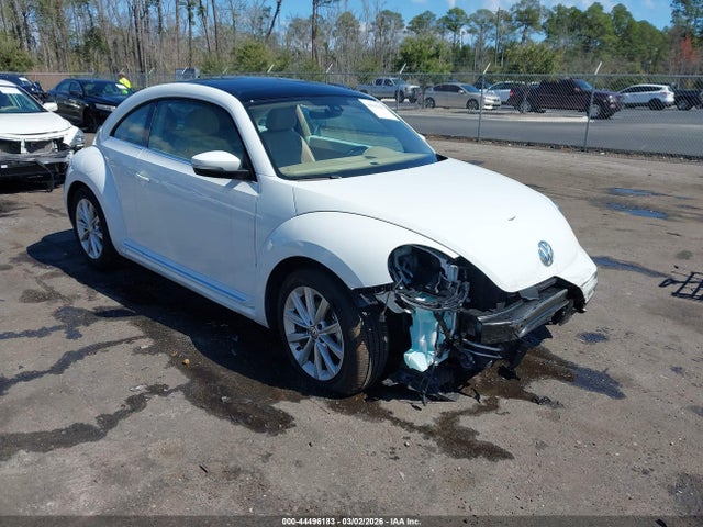 2018 VOLKSWAGEN BEETLE 3VWJD7AT8JM702492