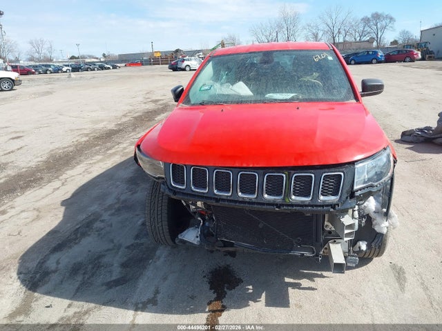 44496201 :رقم المزاد ، 3C4NJCAB0KT640087 vin ، 2019 Jeep Compass Sport Fwd مزاد بيع