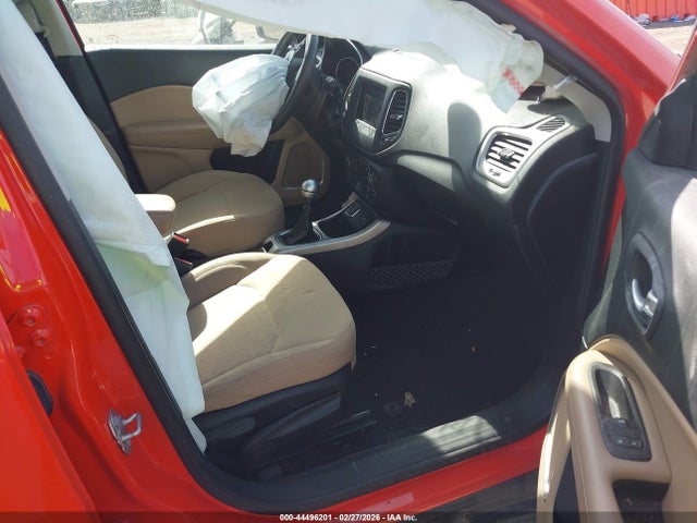 44496201 :رقم المزاد ، 3C4NJCAB0KT640087 vin ، 2019 Jeep Compass Sport Fwd مزاد بيع