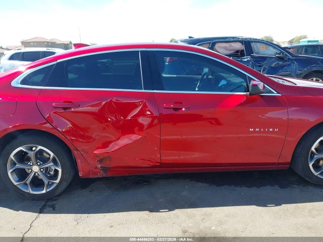 1G1ZD5ST9RF141071 Chevrolet Malibu Fwd 1lt