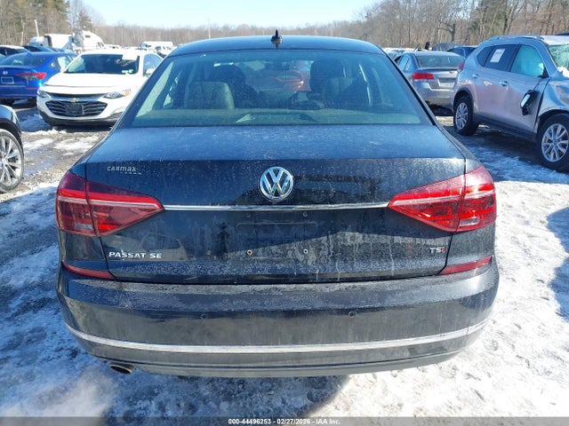 2017 Volkswagen Passat 1.8t Se მანქანა იყიდება აუქციონზე, vin: 1VWGT7A33HC012030, აუქციონის ნომერი: 44496253