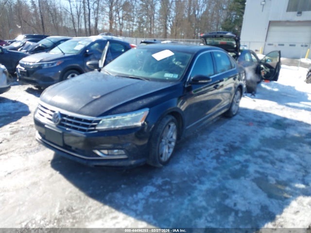 2017 Volkswagen Passat 1.8t Se მანქანა იყიდება აუქციონზე, vin: 1VWGT7A33HC012030, აუქციონის ნომერი: 44496253