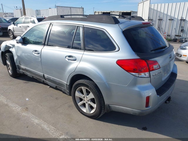 2014 Subaru Outback 2.5i Premium მანქანა იყიდება აუქციონზე, vin: 4S4BRBCC5E3204701, აუქციონის ნომერი: 44496283