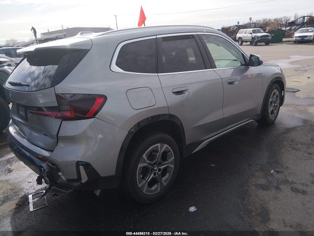 2024 BMW X1 WBX73EF01R5007486 Photo 3