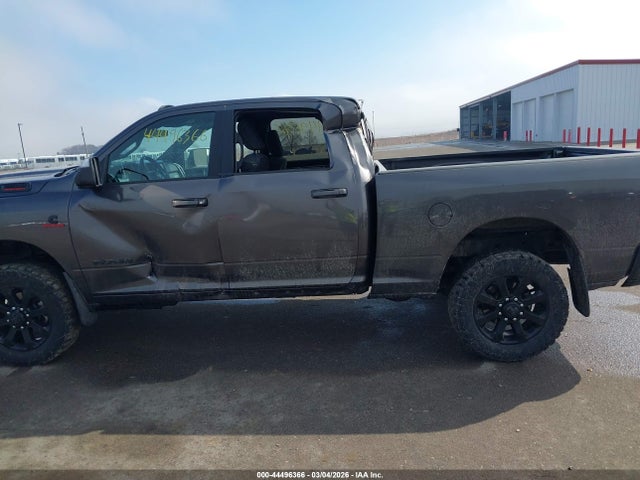 2021 Ram 2500 Big Horn  4x4 6'4 Box მანქანა იყიდება აუქციონზე, vin: 3C6UR5DL4MG545619, აუქციონის ნომერი: 44496366