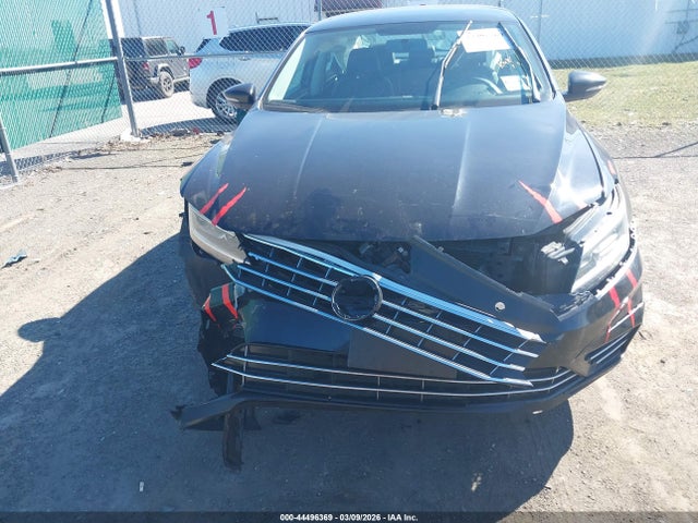 44496369 :رقم المزاد ، 1VWAA7A35JC039523 vin ، 2018 Volkswagen Passat 2.0t R-line/2.0t S مزاد بيع