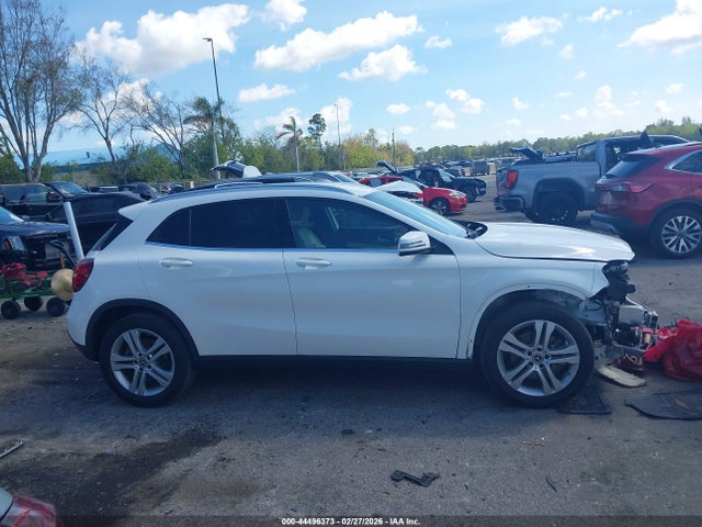 Aukcja sprzedaży 2020 Mercedes-benz Gla 250 4matic, vin: WDCTG4GB5LJ686746, numer aukcji: 44496373
