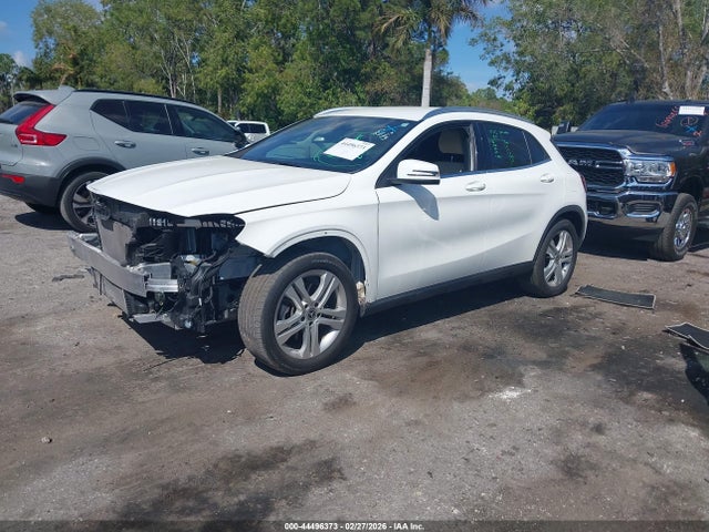 Aukcja sprzedaży 2020 Mercedes-benz Gla 250 4matic, vin: WDCTG4GB5LJ686746, numer aukcji: 44496373