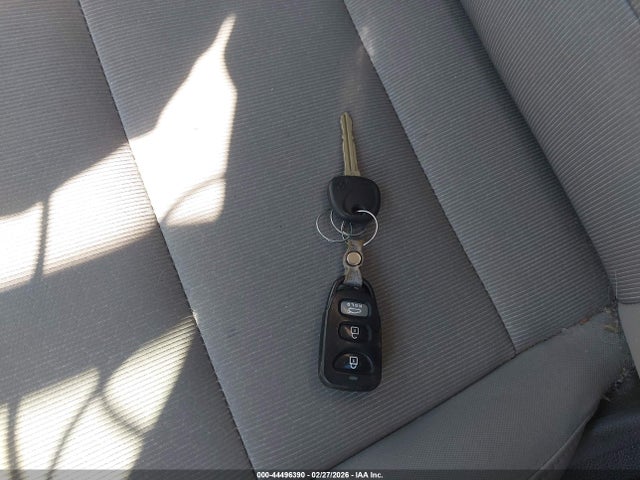 5NPD74LF4JH296262 Hyundai ELANTRA SE