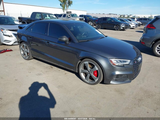 2019 AUDI S3 WAUB1GFF8KA122089 Photo 0