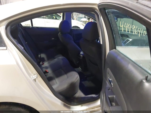 1G1PC5SB8E7464274 Chevrolet Cruze 1lt Auto