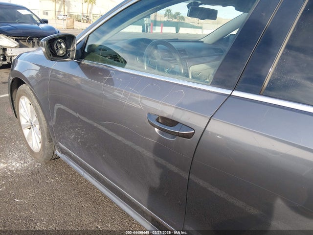 Продаж на аукціоні авто 2013 Volkswagen Passat 2.5l Sel Premium, vin: 1VWCP7A38DC013350, номер лоту: 44496449
