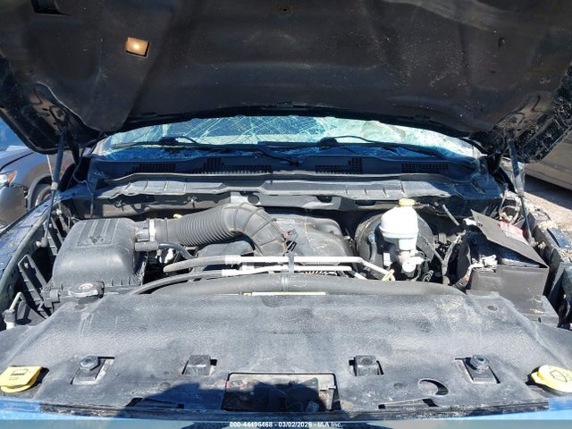 44496468 :رقم المزاد ، 3D7TT2CT5BG630638 vin ، 2011 Ram Ram 2500 Slt مزاد بيع