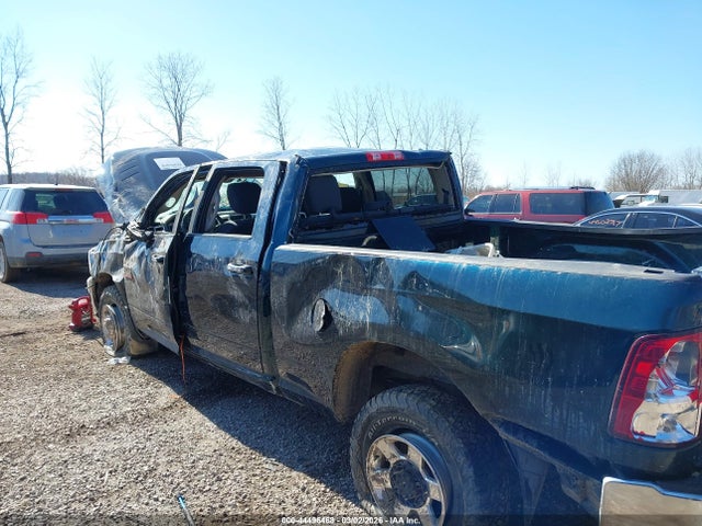 44496468 :رقم المزاد ، 3D7TT2CT5BG630638 vin ، 2011 Ram Ram 2500 Slt مزاد بيع