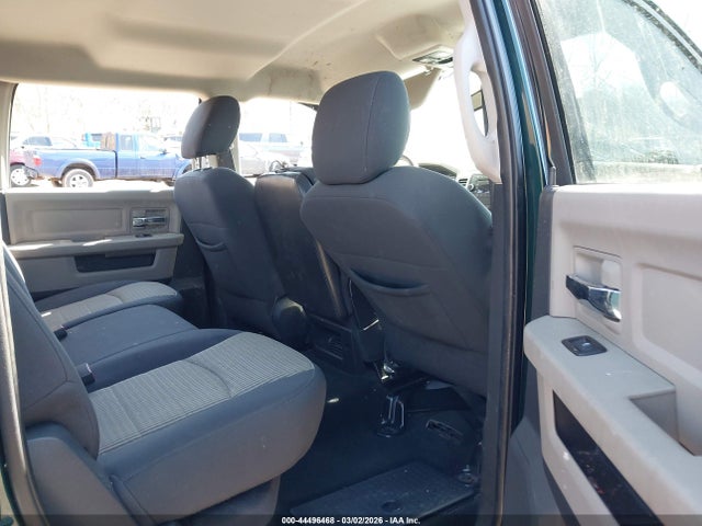 44496468 :رقم المزاد ، 3D7TT2CT5BG630638 vin ، 2011 Ram Ram 2500 Slt مزاد بيع