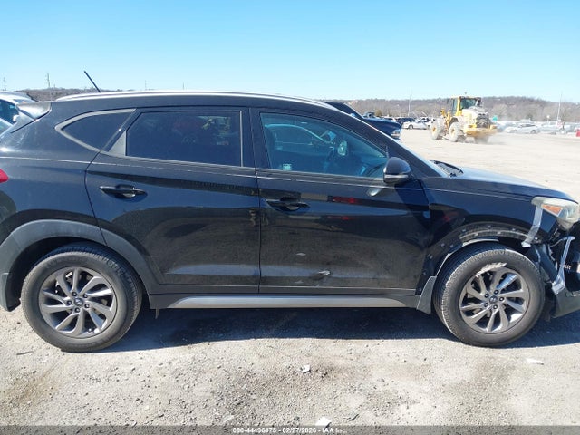 Продаж на аукціоні авто 2017 Hyundai Tucson Eco, vin: KM8J33A20HU341959, номер лоту: 44496475