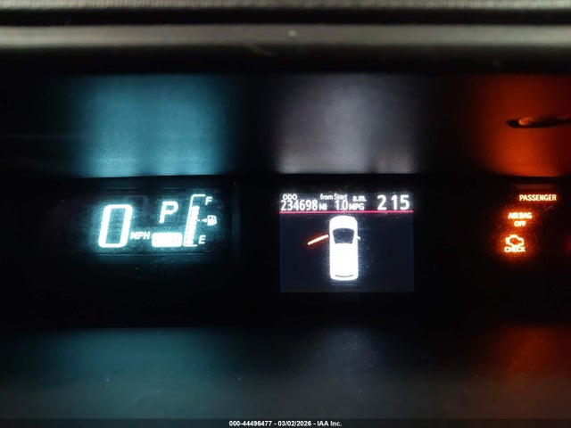 JTDKDTB30E1574105 Toyota Prius C Four