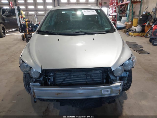 1G1JC5SH1E4231235 Chevrolet Sonic Lt Auto