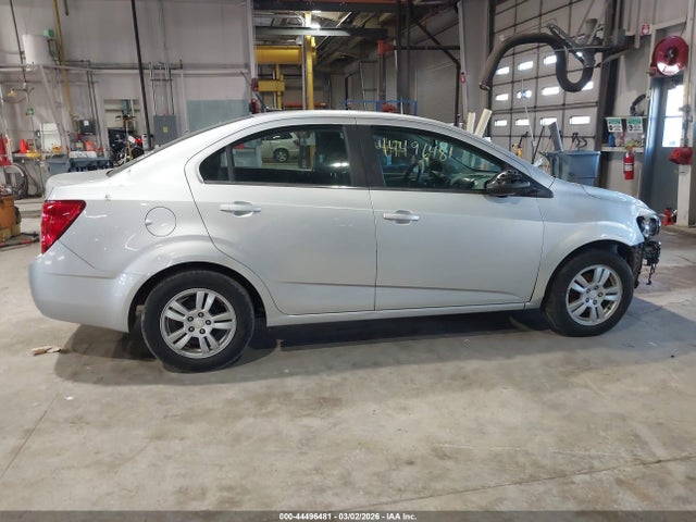 1G1JC5SH1E4231235 Chevrolet Sonic Lt Auto