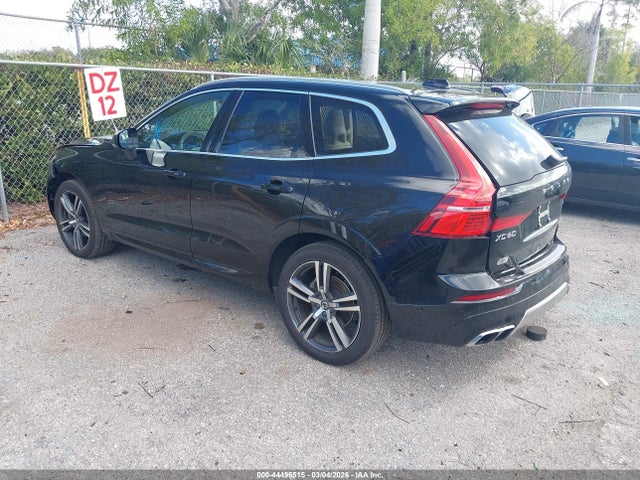 2019 VOLVO XC60 LYV102DK7KB192468 Photo 2