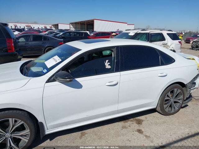 Продажа на аукционе авто 2021 Volkswagen Passat 2.0t Se, vin: 1VWSA7A31MC005006, номер лота: 44496536