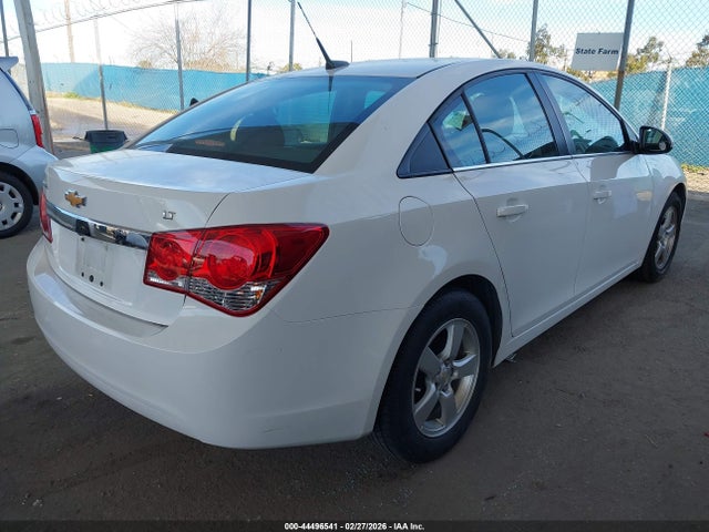 1G1PC5SB3E7433224 Chevrolet Cruze 1lt Auto