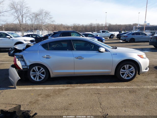 44496551 :رقم المزاد ، 19VDE3F77EE300098 vin ، 2014 Acura Ilx Hybrid 1.5l مزاد بيع