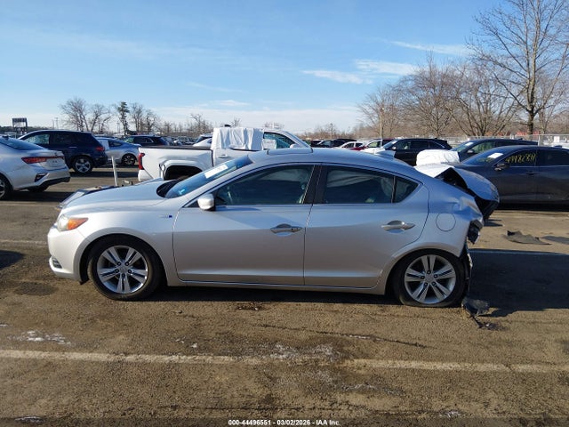 44496551 :رقم المزاد ، 19VDE3F77EE300098 vin ، 2014 Acura Ilx Hybrid 1.5l مزاد بيع