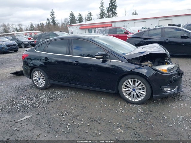 1FADP3J27HL215051 Ford Focus Titanium