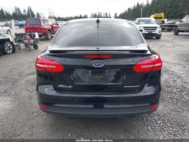 1FADP3J27HL215051 Ford Focus Titanium
