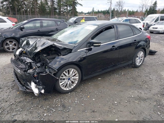 1FADP3J27HL215051 Ford Focus Titanium