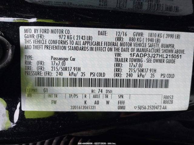 1FADP3J27HL215051 Ford Focus Titanium