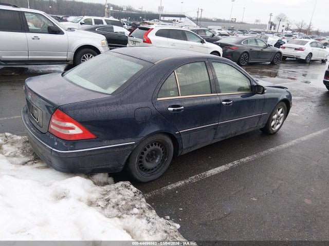 2003 Mercedes-benz C 240 მანქანა იყიდება აუქციონზე, vin: WDBRF61J83A521142, აუქციონის ნომერი: 44496563
