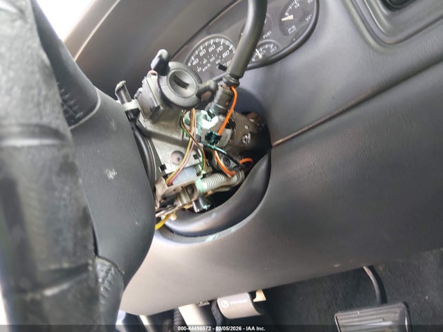 44496572 :رقم المزاد ، 2GTEC19T2Y1305581 vin ، 2000 Gmc Sierra 1500 Sle مزاد بيع