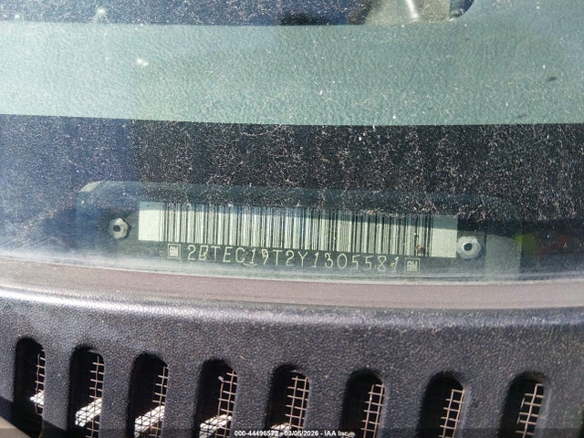 44496572 :رقم المزاد ، 2GTEC19T2Y1305581 vin ، 2000 Gmc Sierra 1500 Sle مزاد بيع