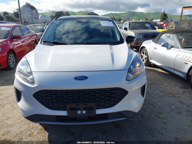 1FMCU0BZ1LUC37912 Ford Escape Se Sport Hybrid