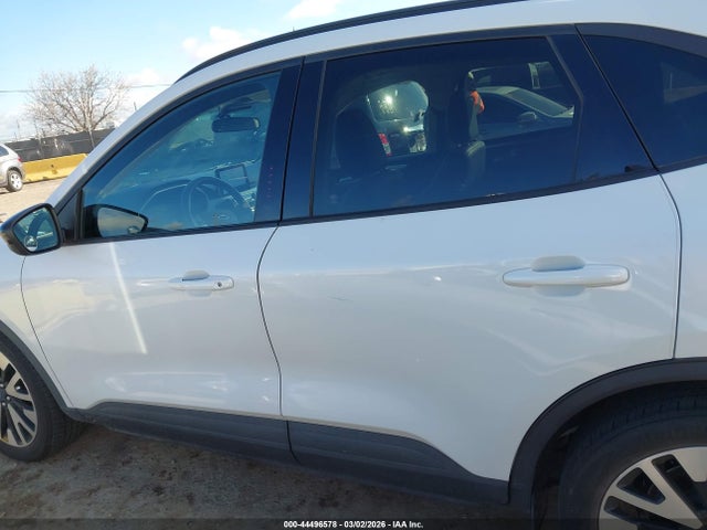 1FMCU0BZ1LUC37912 Ford Escape Se Sport Hybrid