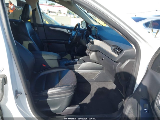 1FMCU0BZ1LUC37912 Ford Escape Se Sport Hybrid