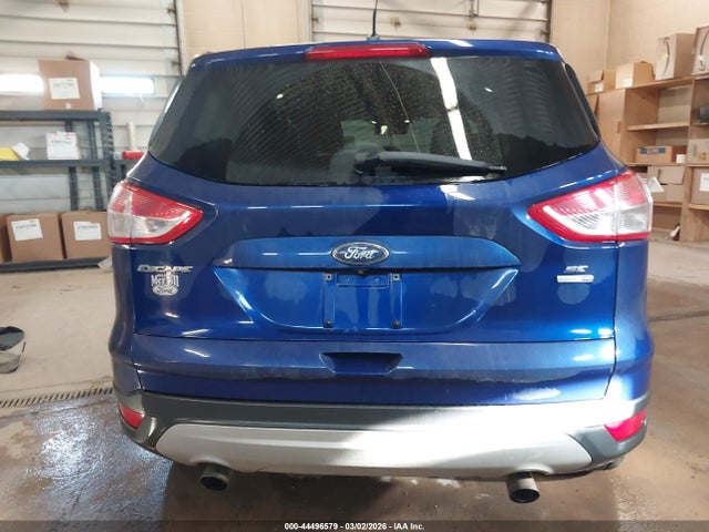 1FMCU9G98GUC12735 Ford ESCAPE SE
