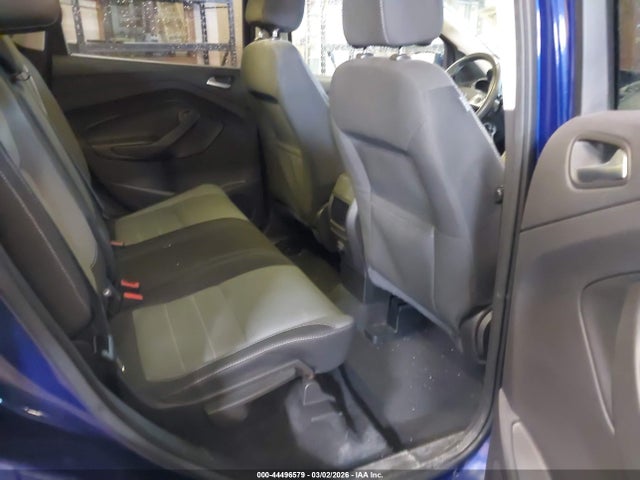 1FMCU9G98GUC12735 Ford ESCAPE SE