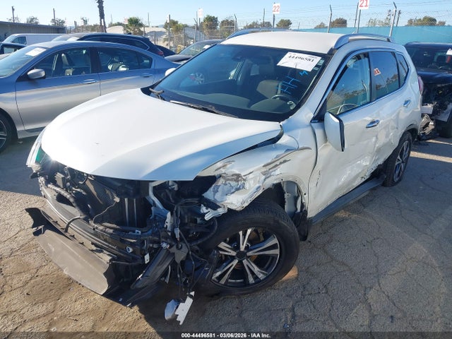 JN8AT2MT3KW262644 Nissan ROGUE SV