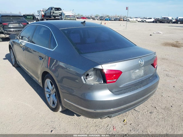 2014 Volkswagen Passat 2.0l Tdi Sel Premium მანქანა იყიდება აუქციონზე, vin: 1VWCN7A32EC045735, აუქციონის ნომერი: 44496585
