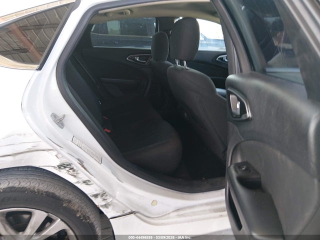 Продаж на аукціоні авто 2016 Chrysler 200 Limited, vin: 1C3CCCAB4GN177397, номер лоту: 44496599