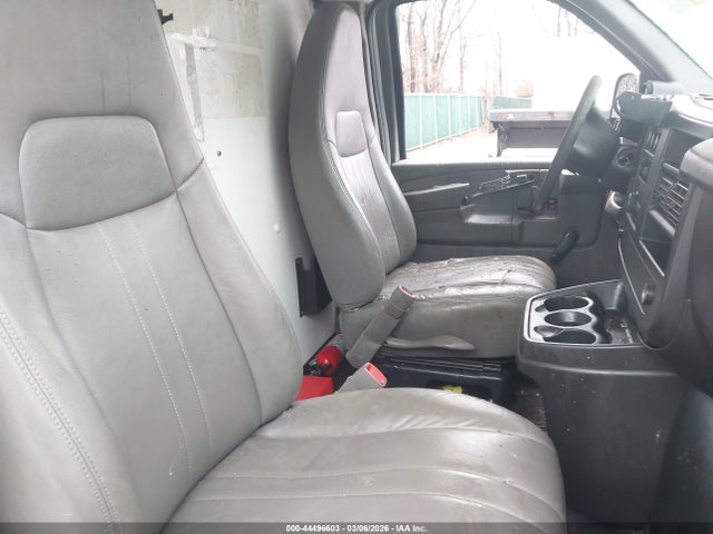 Продаж на аукціоні авто 2010 Gmc Savana Cutaway Work Van, vin: 1GD1G2AA7A1903031, номер лоту: 44496603