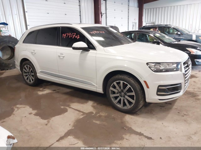2018 AUDI Q7 WA1LHAF71JD013456