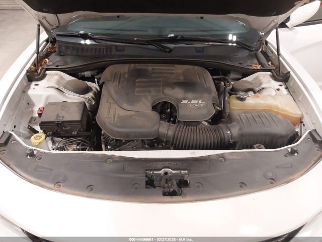 2C3CDXHG0JH143494 Dodge Charger Sxt Plus Rwd